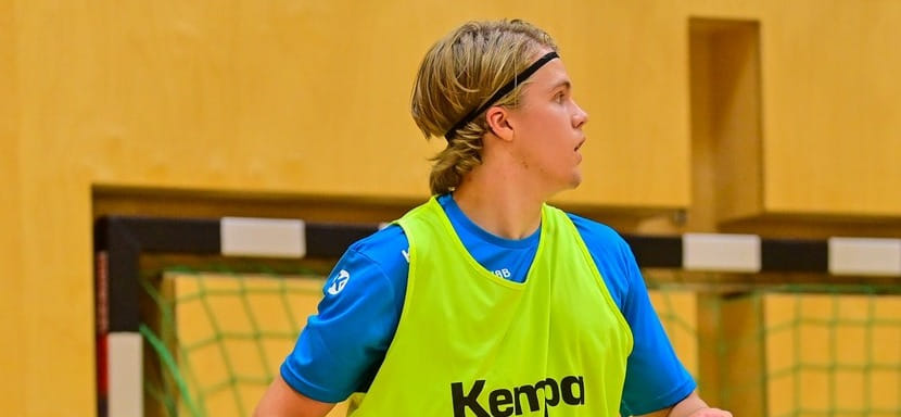 Бундеслига. "Штутгарт" подписал главного исландского таланта 18-летнего разыгрывающего Андри Мара Рунарссона из "Фрама"