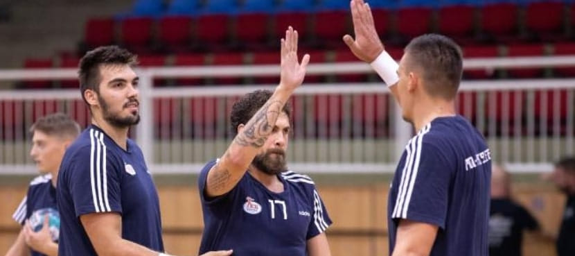 Венгрия. "Пик" с перевесом в десять мячей одержал верх над "Загребом" в товарищеском матче