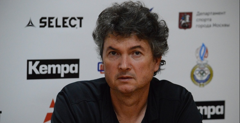 Педро Перес Сарсоса: "Наблюдал, как игрок без мяча стоит и ждет, пока его не получит. Подобный подход надо менять" 