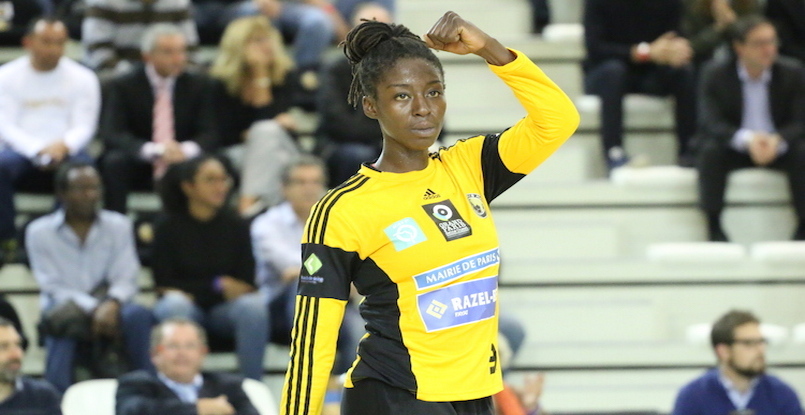 Венгрия. Голкипер французского "Нанта" Армей Аттингр перешла в "Альбу"