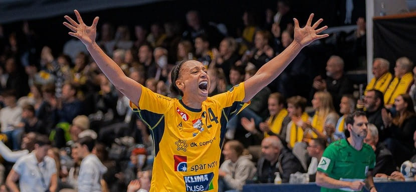 Олимпийская чемпионка в составе сборной Франции Беатрис Эдвиж рассталась с датским "Икастом"