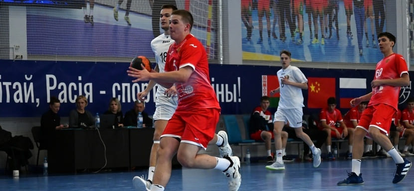 Товарищеские матчи. Сборная России-2006 сегодня добилась разгромной победы над сверстниками из Беларуси