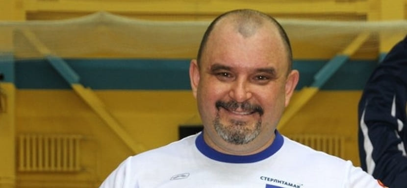 Юрий Селивёрстов: "С уходом Олега Сапункова в "Уфу-Алису" рулевым "Акбузата" стал Антон Руднев"