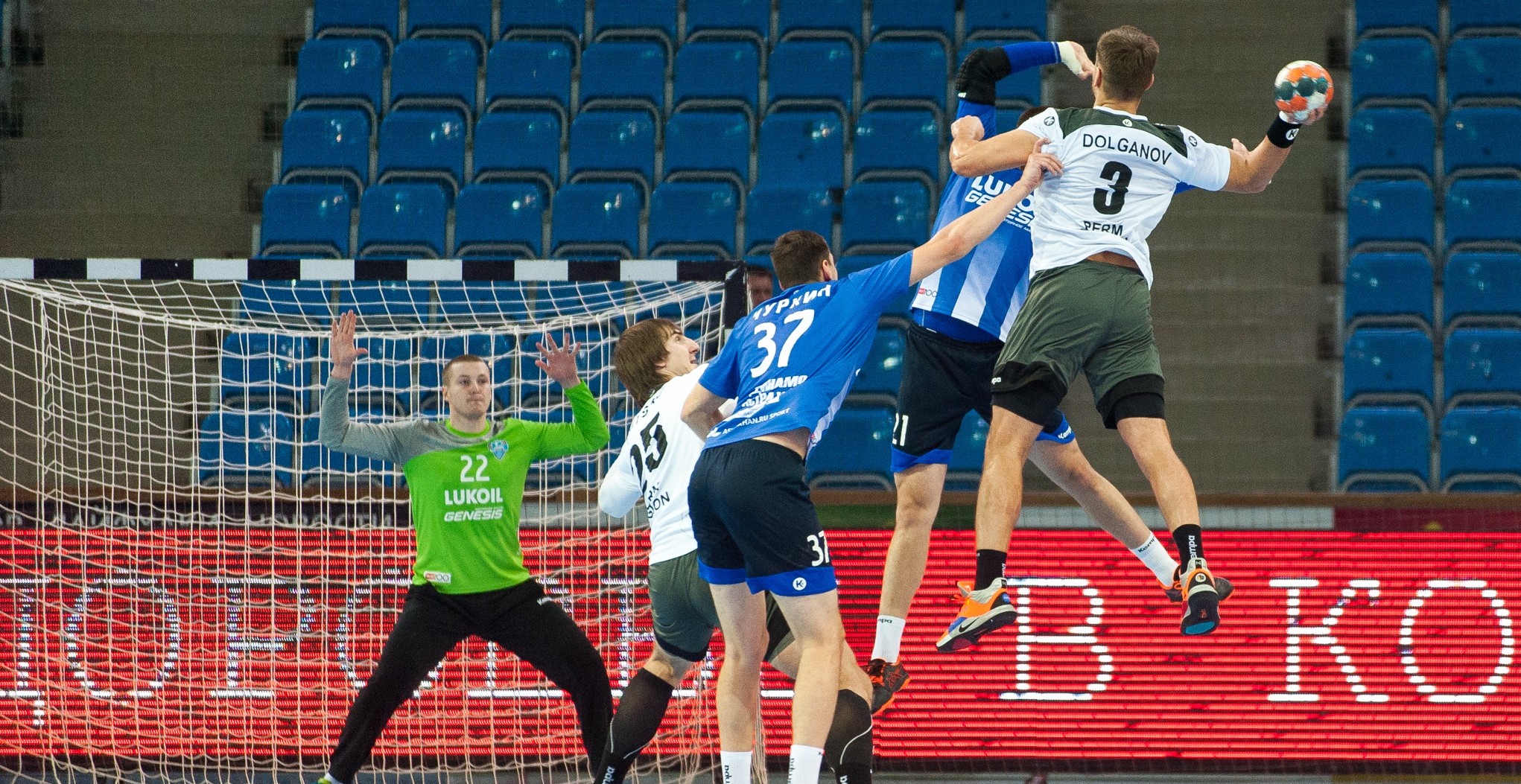 Суперлига. Черный ноябрь астраханцев. Как пермяки обошли стороной волжские пороги