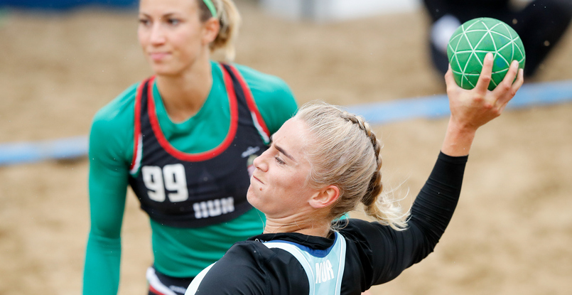 Пляжный гандбол. Женские сборные Хорватии, Голландии, Дании и Венгрии вышли в полуфинал чемпионата Европы