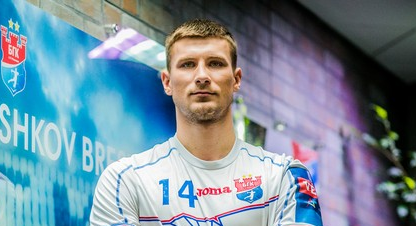 Лига чемпионов. Трое белорусов — Андрей Юринок, Никита Вайлупов и Артем Королек — попали в сборную звезд тринадцатого тура