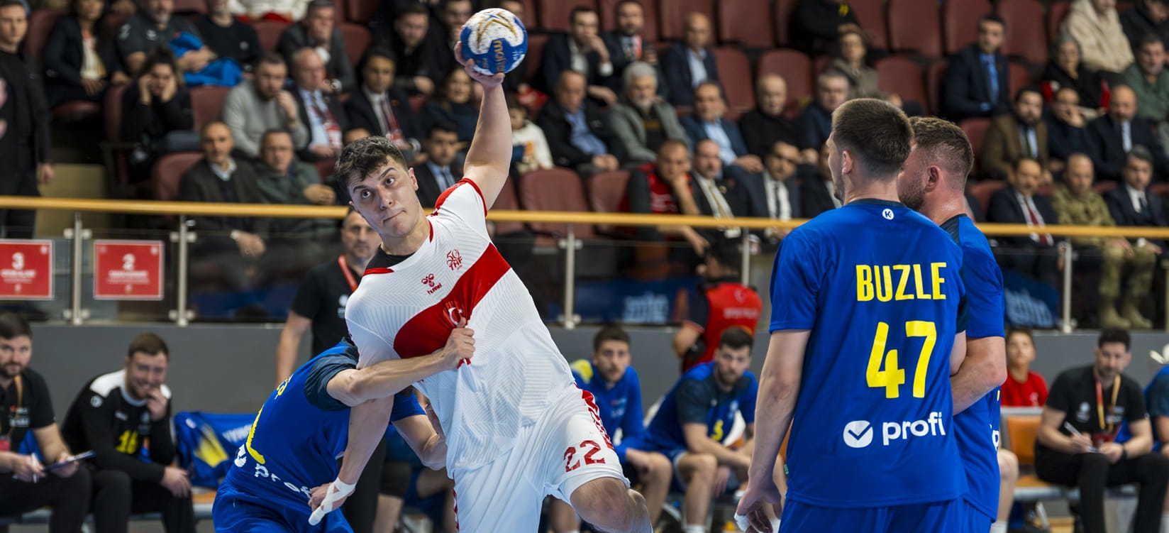 Грузинам не хватило гола, Румыния дома упустила перевес в пять мячей. Итоги второго раунда отбора на ЧМ-2027