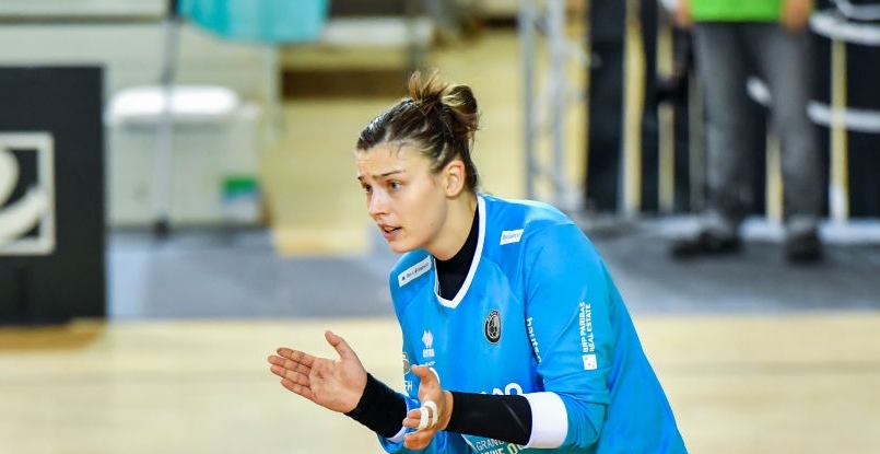 Франция. "Ницца" объявила о подписании контракта с голкипером сборной Чехии Луцие Сатраповой