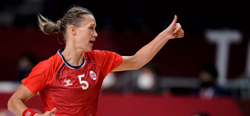 Норвежка Марит Мальм Фрафьорд об Анне Вяхиревой: "Она — одна из худших гандболисток, против которых мне приходилось защищаться"