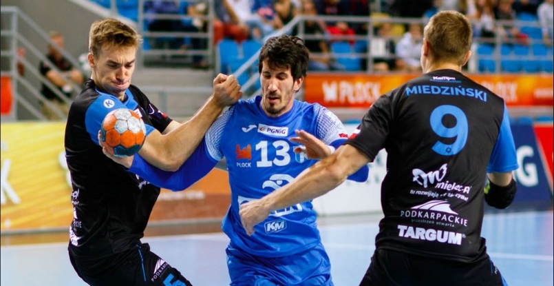 Польша. "Висла" одержала третью победу подряд, разгромив "Сталь" из Мелеца