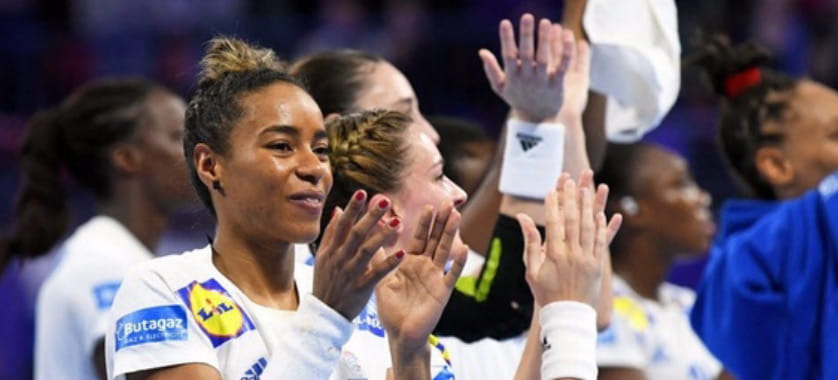 ЧЕ-2022. Женские сборные Франции и Германии в сентябре-октябре проведут два спарринга в рамках подготовки к турниру