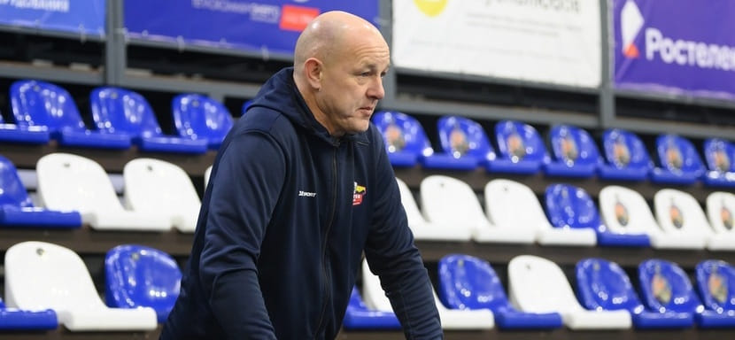 Вячеслав Есауленко: "Сейчас цель мужского "Ростова" — завоевать право на участие в переходных матчах"