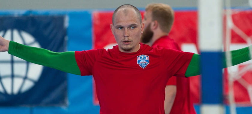 Матвей Кревчик о переходе в "Динамо": "Отработал тогда сбор, потом был турнир в Волгограде, шла третья, уже заключительная игра — и "кресты"…"