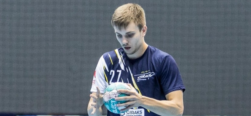 Илья Иванников: "Видимо, главный тренер сборной России Велимир Петкович что-то разглядел в моей игре. Буду работать и стараться"