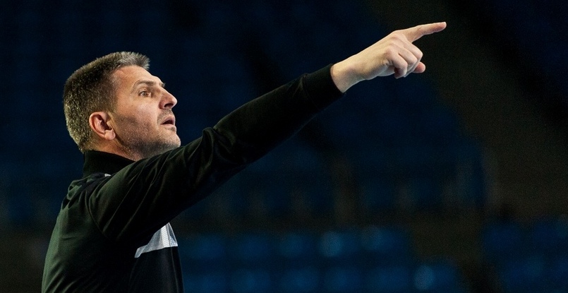 Влатко Джонович о травмированных: "Малашенко не сыграет с "Тюрингером". Левша пропустит около трех месяцев" (ВИДЕО)