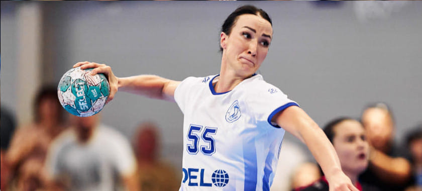 Наталья Никитина о "Черноморочке": "Хочется, чтобы девчонки серьёзнее относились к работе. Побеждать "Луч" всего один мяч — неправильно"