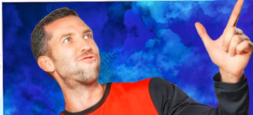 Чемпионат России. 33-летний вратарь Эдуард Максутов вернулся в астраханское "Динамо". Прошлый сезон он провел в "Пермских Медведях"