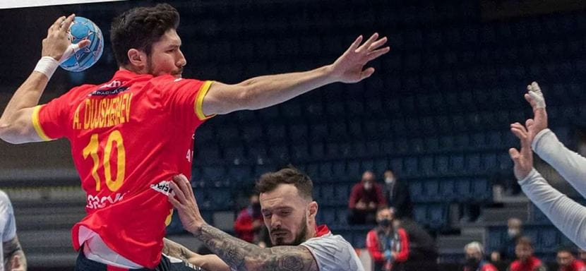 Сборная Испании в товарищеской встрече одолела аргентинцев во главе с Маноло Каденасом