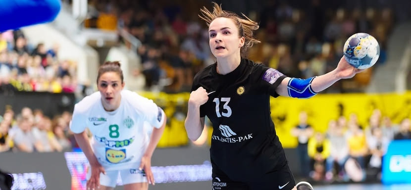 ИГФ представила номинанток на звание лучшего игрока 2019 года. Среди претенденток на титул Анна Вяхирева и Лоис Аббинг