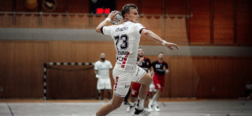 Бундеслига. У "Мельзунгена" новый капитан. Кая Хефнера в этой должности заменил Тимо Кастенинг