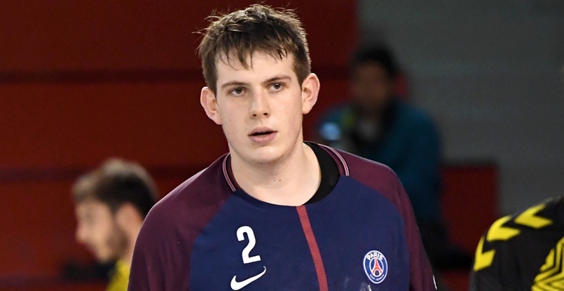 Франция. Линейный Робен Дурт продолжит карьеру  в "Иври"