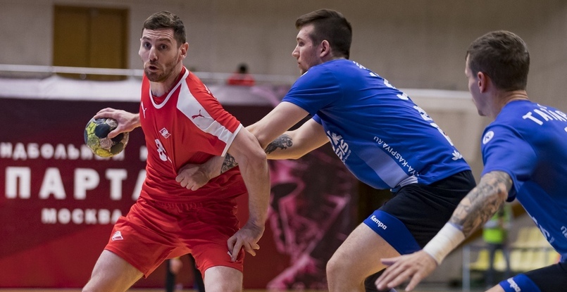 Суперлига Париматч. Московский "Спартак" на выезде одержал победу над астраханским "Динамо" с перевесом в два мяча