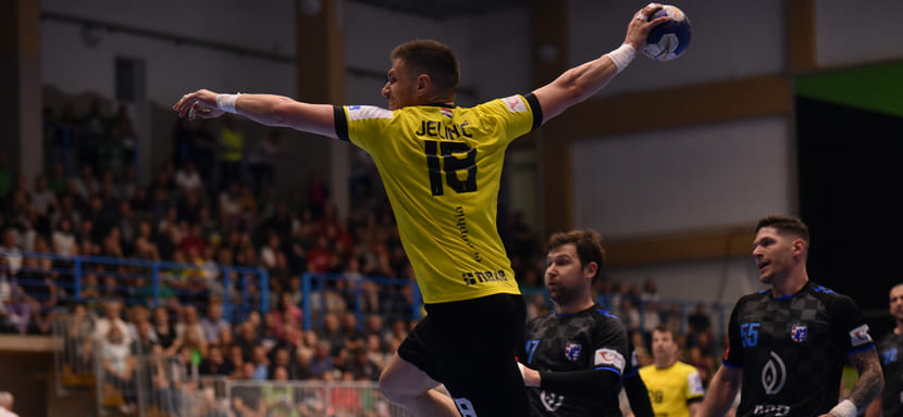 Трансферный слух. Левый крайний сборной Хорватии Марин Елинич после этого сезона сменит "Нексе" на венгерский "Пик"