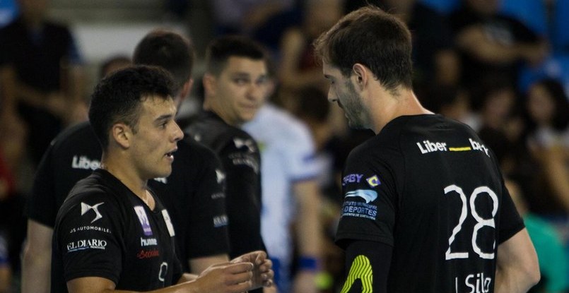 Испания. Лидеры "Синфина" Андер Торрико и Жорже Силва покинули команду