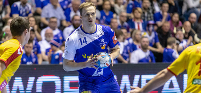 Гандболист года в Исландии — полусредний "Магдебурга" Омар Инги Магнуссон. Лучшая гандболистка — Рут Йонсдоттир