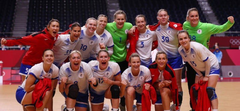 С Надеждой. "Важнее статистики — умение Вяхиревой стабилизировать игру в переломные моменты"