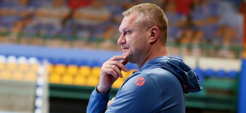 Эдуард Кокшаров: "Подписал новый контракт с "Целе". Приходит улучшенный от "Барселоны". Но я уже продлился, отказал каталонцам"