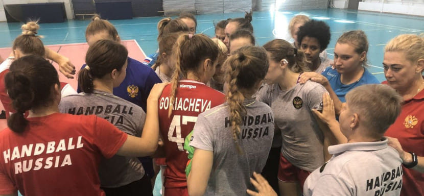 "Молодежка" в Подмосковье. Любовь Сидоричева: "Мы напрасно боялись за мотивацию игроков"