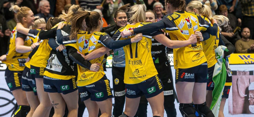 Дания. "Икаст" вырвал победу у "Копенгагена", "Эсбьерг" проиграл "Нюкёбингу", "Оденсе" разгромил "Сондерюске" и ещё 3 результата дня