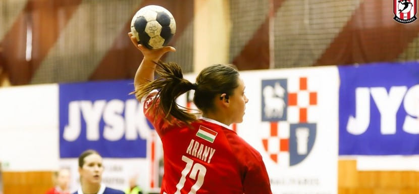 Венгрия. Правая крайняя "Дунауйвароша" Ребека Арань выбыла на длительный срок из-за травмы колена