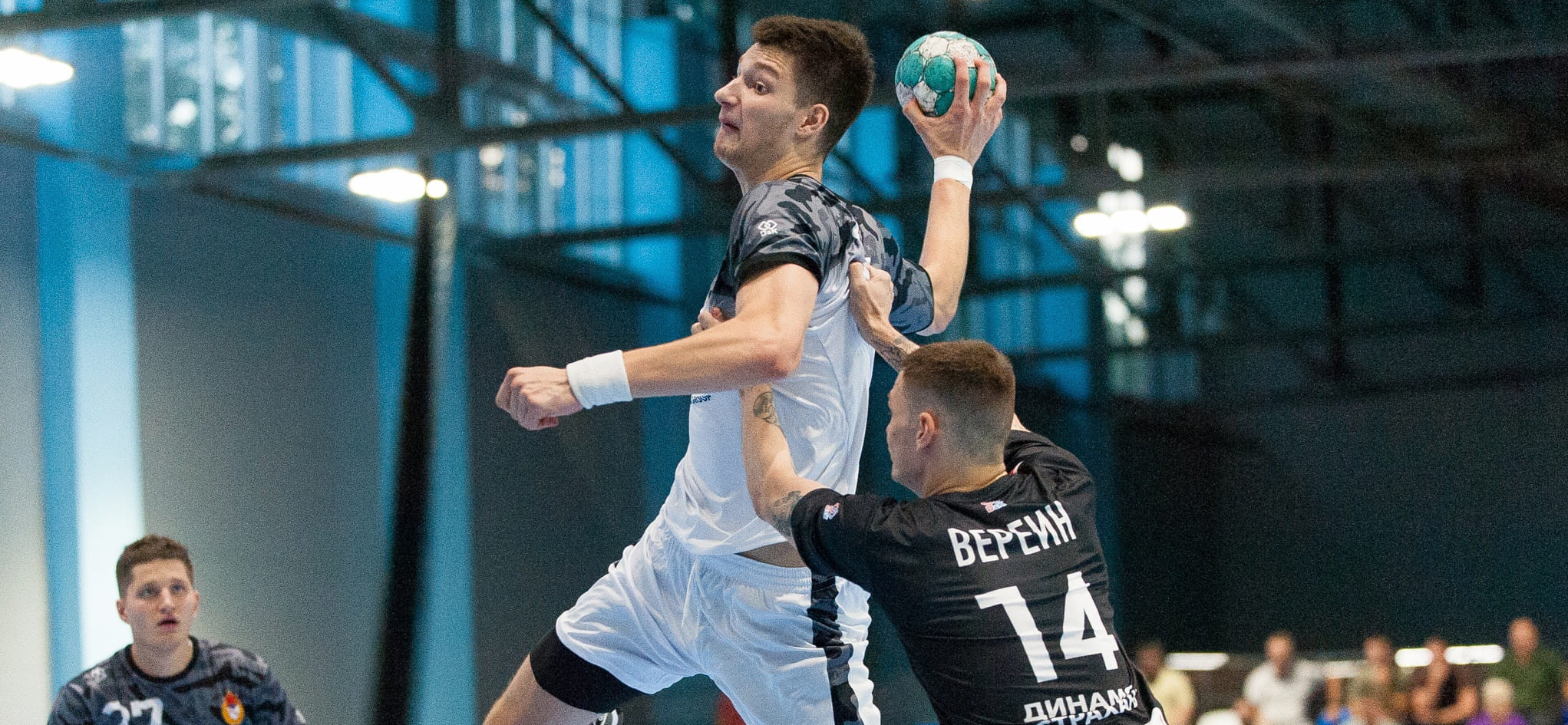 В единственном матче дня мужской Суперлиги ЦСКА примет астраханское "Динамо". В состав москвичей вернулся Вячеслав Касаткин