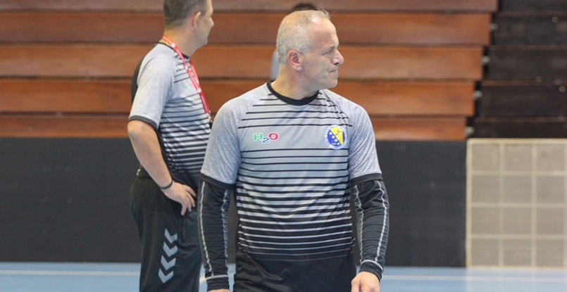 Тренер боснийцев Билал Шуман: "Придется использовать кого-то из полусредних на краю или сыграем с белорусами в два линейных"