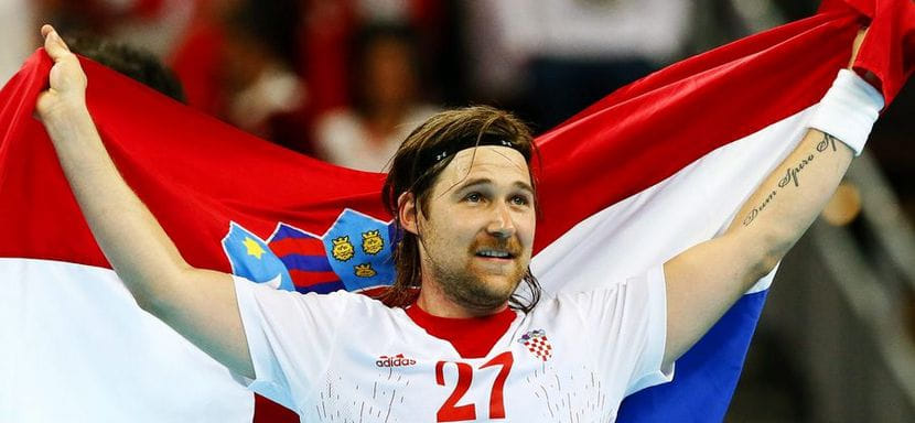 EHF EURO CUP. Иван Пешич и Иван Чупич вошли в состав сборной Хорватии на матчи со словаками и венграми