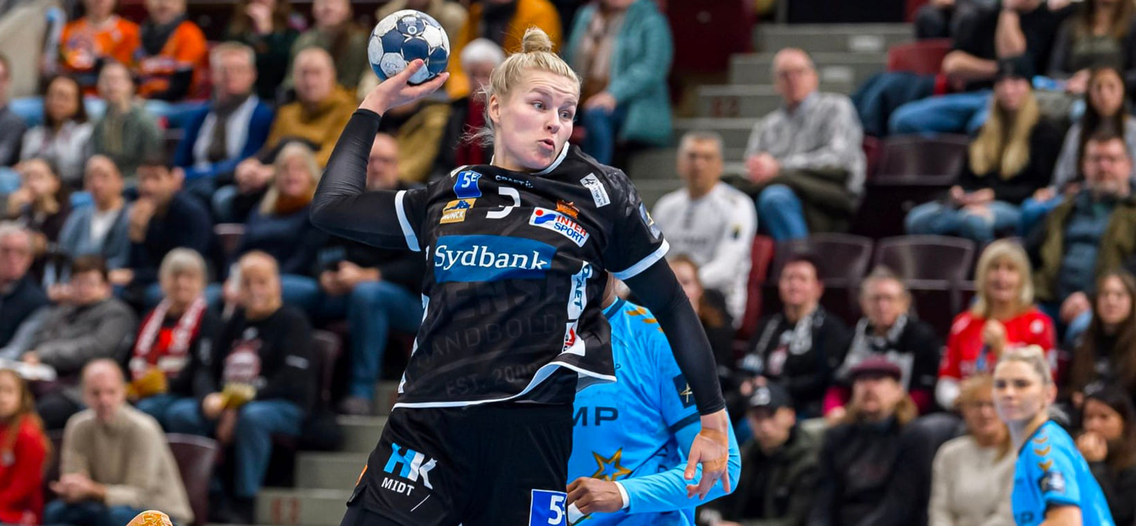 Лига чемпионов. "Мец" Валерии Масловой обыграл "Локомотиву" и вновь возглавил группу "В". "Битигхайм" опять оступился — "Оденсе" был сильнее