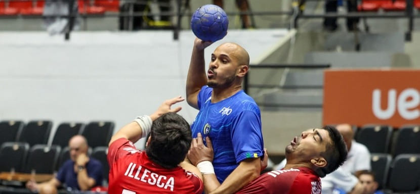 Сборные Аргентины и Бразилии продолжают идти без потерь на чемпионате Южной и Центральной Америки