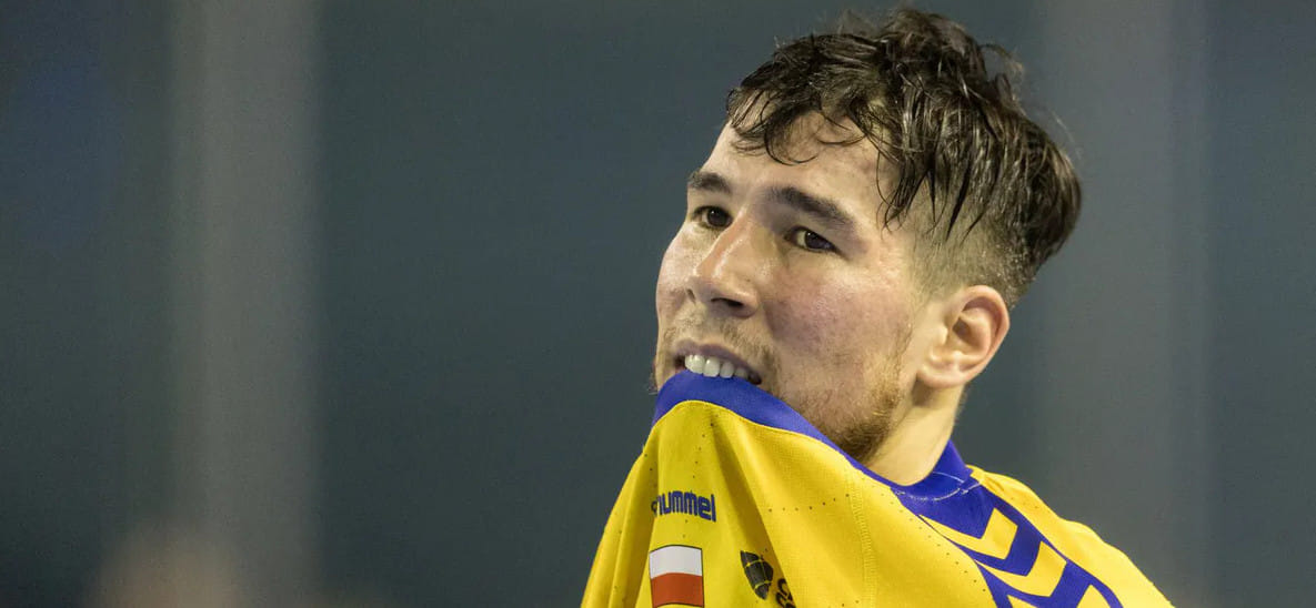 Братья Дуйшебаевы покинут польский "Кельце" после сезона-2025/26. Это подтвердил главный тренер команды и отец игроков Талант Дуйшебаев