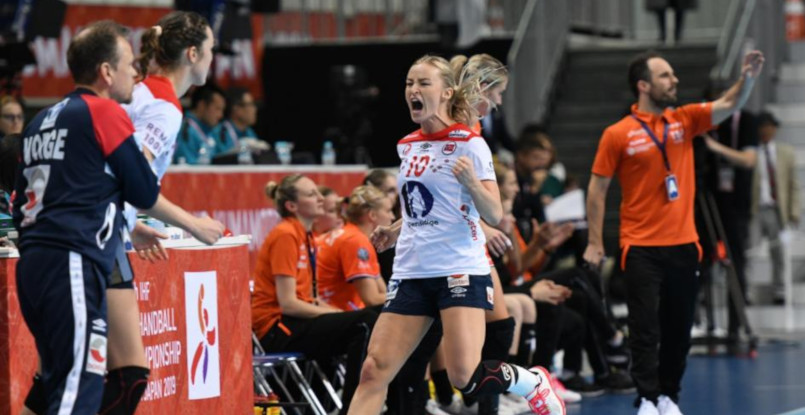 ЧМ-2019. В основном раунде испанки сыграли вничью со шведками, а сборная Норвегии в скандинавском дерби одолела датчанок