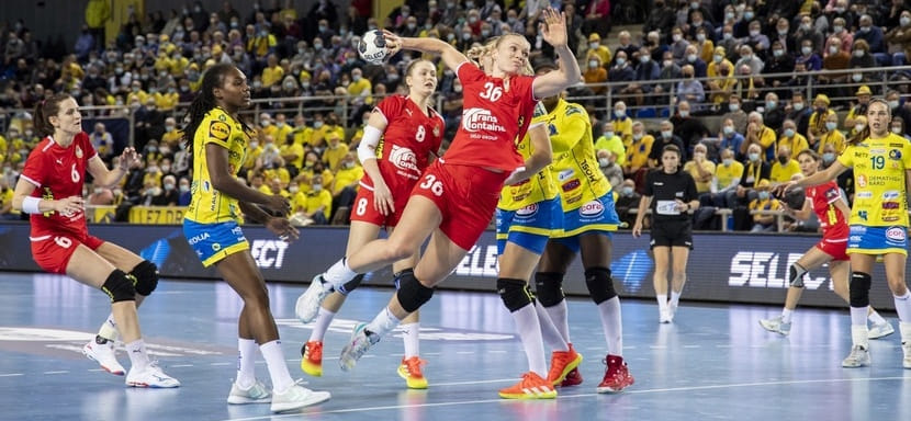 Катрин Хейндаль: "Сейчас я занята бытовыми вещами, которыми обычно приходится заниматься летом при переходе в другой клуб"