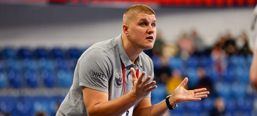 Валентин Бузмаков: "Задача "Пермских медведей" — усилить защиту, при этом не потеряв фирменный стиль"