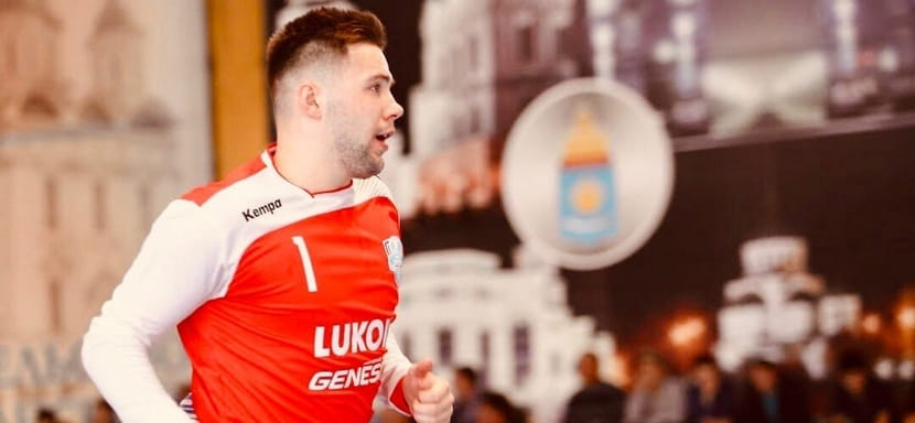 Испания. Клуб второго дивизиона "Спортинг" из Аликанте подписал двухлетний контракт с белорусским вратарем Павлом Мискевичем