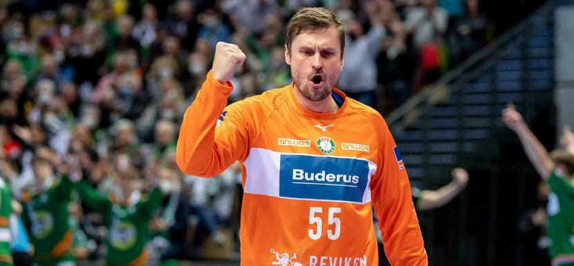 Румыния. 36-летний голкипер Геннадий Комок продолжит карьеру в "Бузэу"