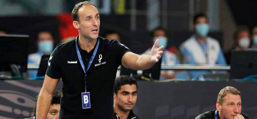 Бундеслига. Испанец Роберто Гарсия Паррондо завтра будет официально представлен в качестве главного тренера "Мельзунгена"