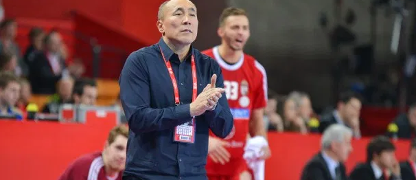 Талант Дуйшебаев: "Все говорят, что я веду переговоры со словенской федерацией, но это не так. Готовый кандидат — Урош Зорман"