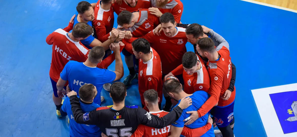 "Татабанья" Житникова, "Балатонфюред" Васильева и "Бузэу" Комогорова победили в первых матчах третьего раунда Кубка ЕГФ