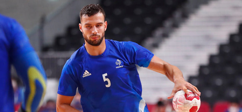 Звёзды об использовании мяча без мастики: "Бедная "молодёжь". Этот мяч ужасен". "Официально начинается закат гандбола"