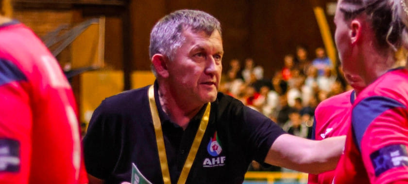 Российский специалист Александр Ревва продлил контракт со сборной Азербайджана на год. Он возглавляет команду с 2023 года